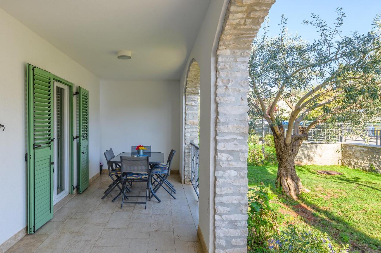 Apartman Inteuro Porec Bagian luar foto