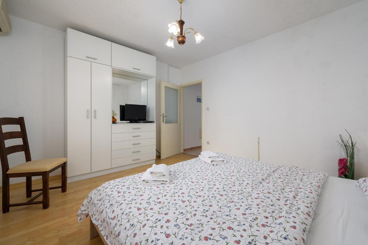 Apartman Inteuro Porec Bagian luar foto