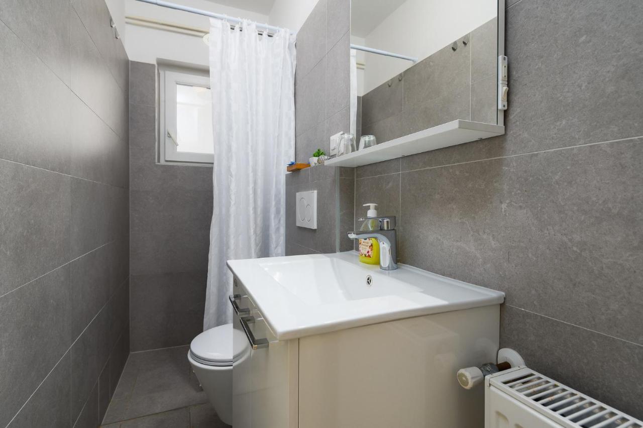 Apartman Inteuro Porec Bagian luar foto